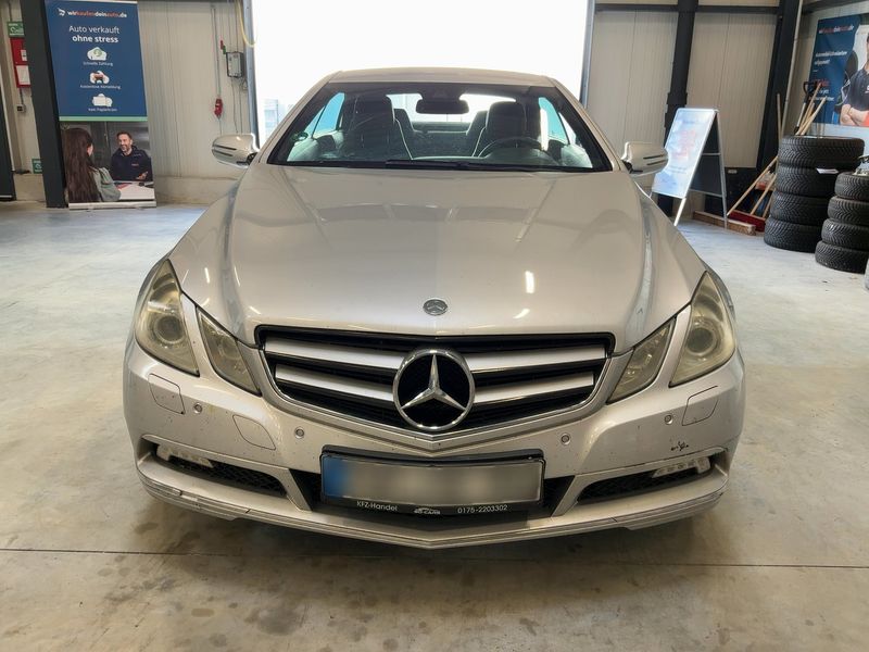 Mercedes-Benz E-Klasse E 350 CDI BlueEfficiency Avantgarde — zdjęcie 9