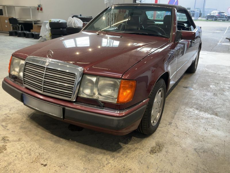 Mercedes-Benz E-Klasse 300 CE Cabrio