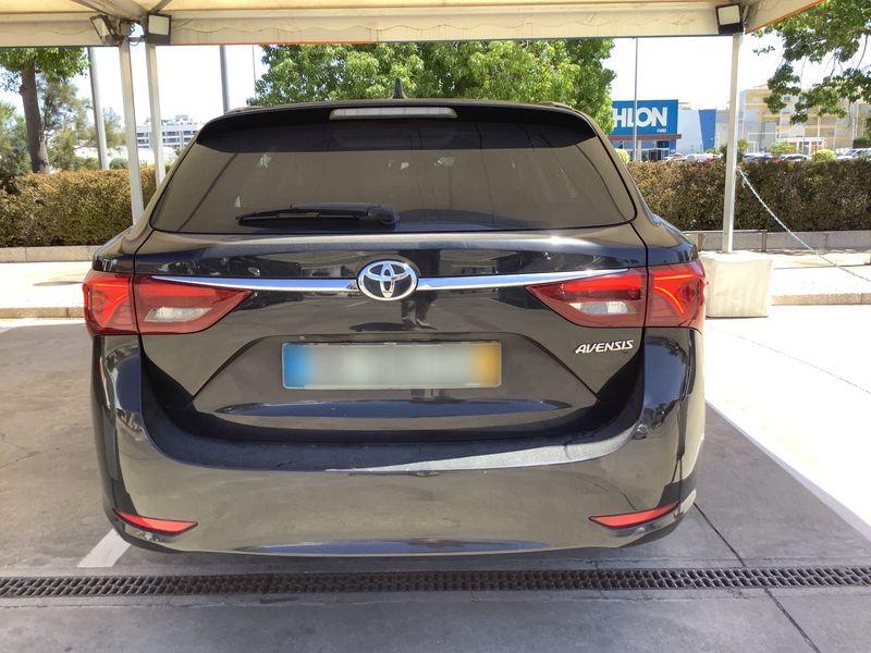 Toyota Avensis 2.0 D-4D Edition-S — zdjęcie 5