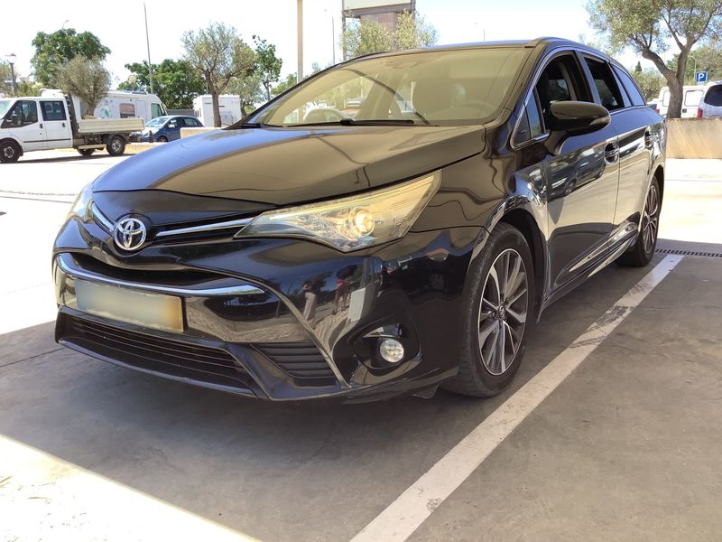 Toyota Avensis 2.0 D-4D Edition-S — zdjęcie 2