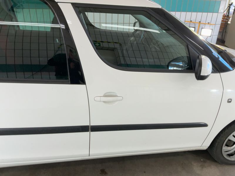 Skoda Roomster 1.2 TSI Ambition Plus Edition — zdjęcie 7