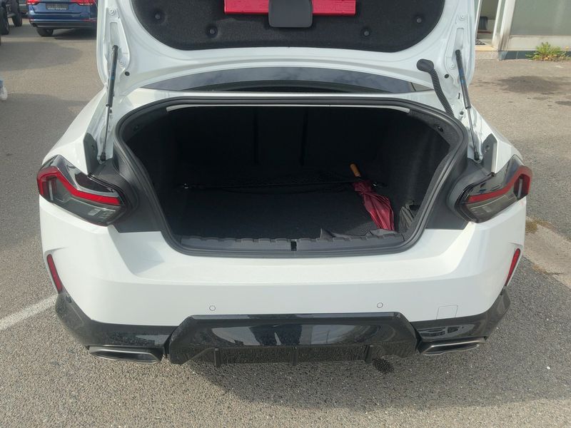 BMW 2er M240i xDrive — zdjęcie 10