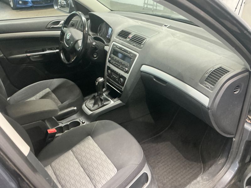 Skoda Octavia 2.0 TDI Impuls Edition — zdjęcie 3
