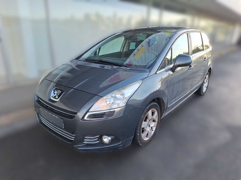 Peugeot 5008 1.6 HDi Active — zdjęcie 2