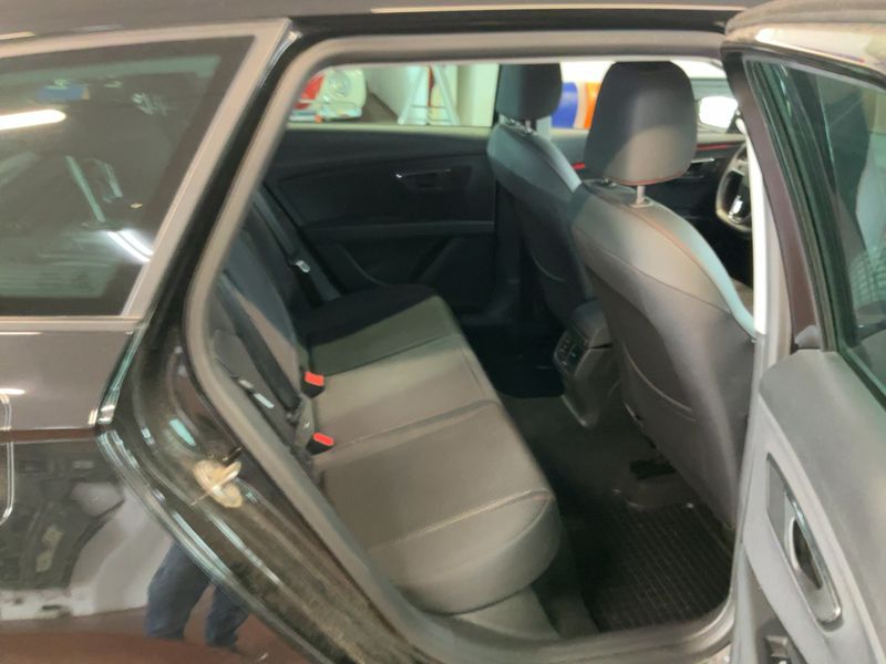 Seat Leon 2.0 TSI FR — zdjęcie 14