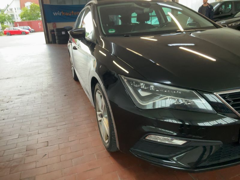 Seat Leon 2.0 TSI FR — zdjęcie 8