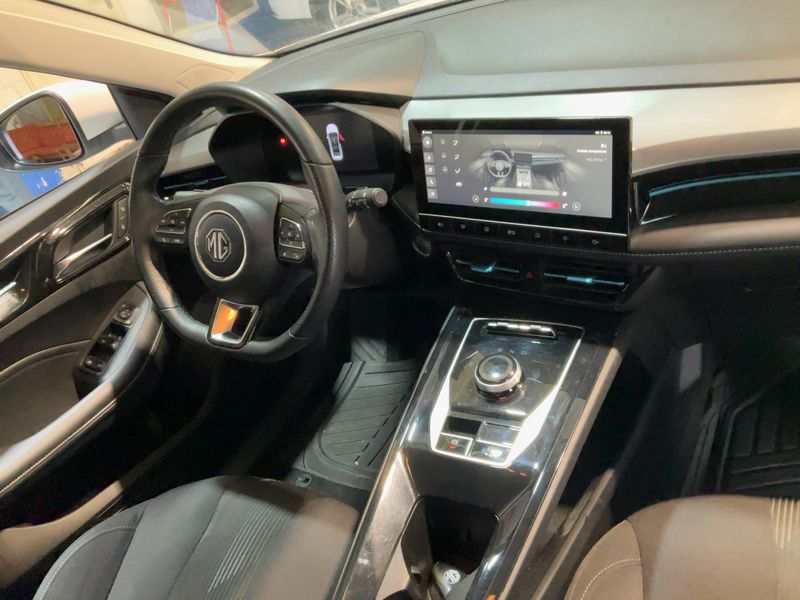 MG 5 electric drive 115 kW Comfort — zdjęcie 12