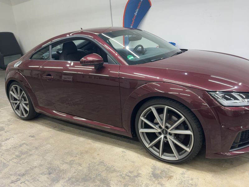 Audi TT 2.0 TFSI quattro Coupe — zdjęcie 8