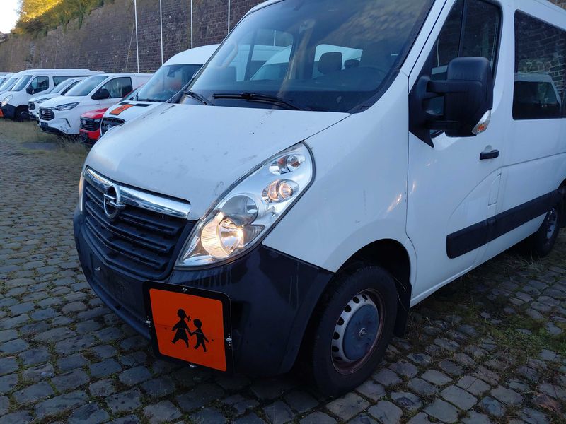 Opel Movano 2.3 CDTI Kb L1H1 3,0t Combi — zdjęcie 2