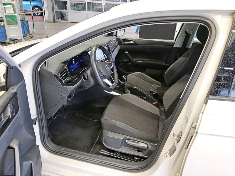Volkswagen Polo 1.0 Life — zdjęcie 31