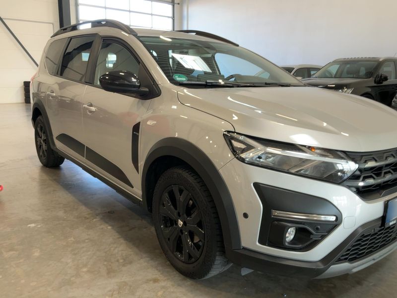 Dacia Jogger 1.0 TCe Extreme — zdjęcie 8