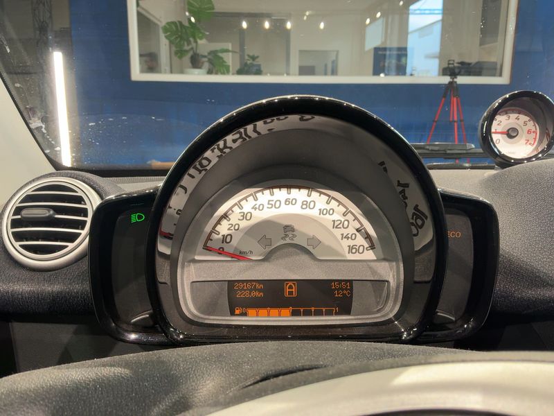 Smart fortwo 1.0 Micro Hybrid Drive pulse — zdjęcie 13