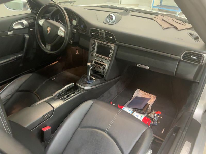 Porsche 911 997 Carrera — zdjęcie 12