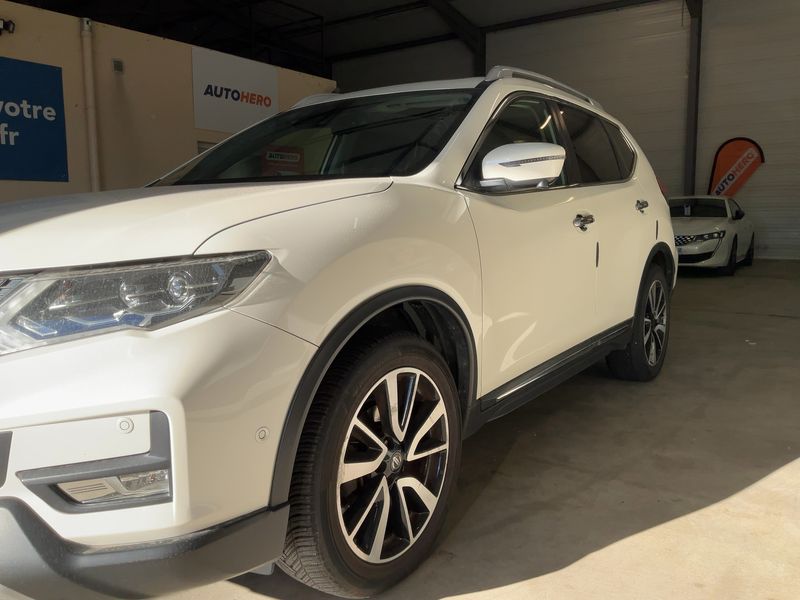 Nissan X-Trail 1.6 dCi Tekna — zdjęcie 2