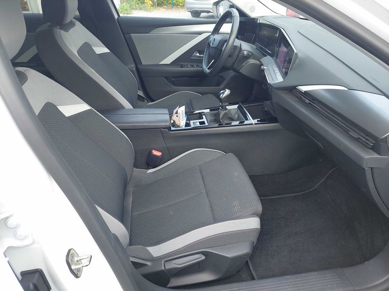 Opel Astra 1.5 CDTI Business Edition — zdjęcie 10