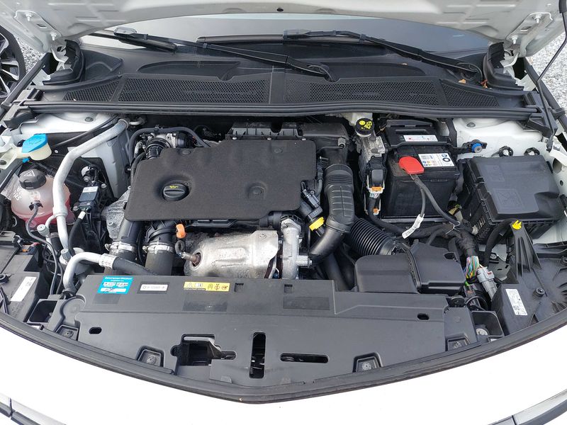 Opel Astra 1.5 CDTI Business Edition — zdjęcie 8