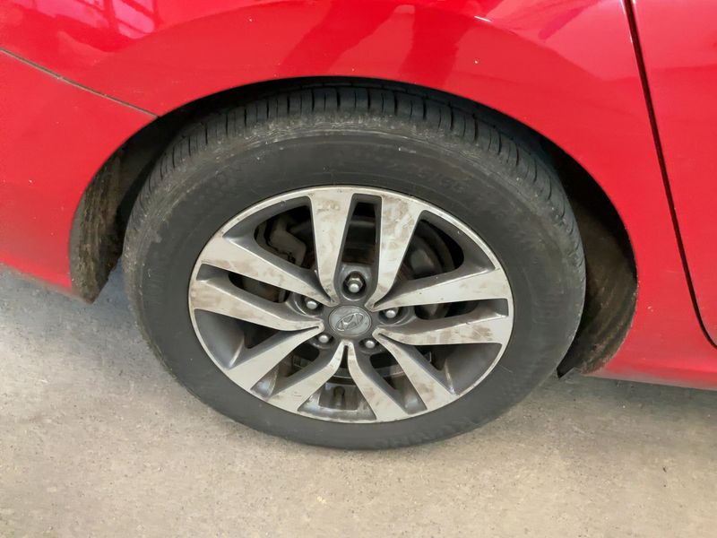 Hyundai i30 1.0 T-GDI Select — zdjęcie 18