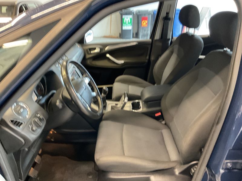 Ford S-Max 2.0 Titanium — zdjęcie 3