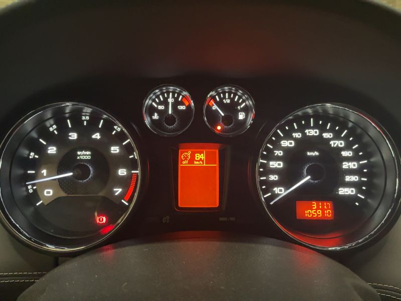 Peugeot RCZ 1.6 THP Basis — zdjęcie 13