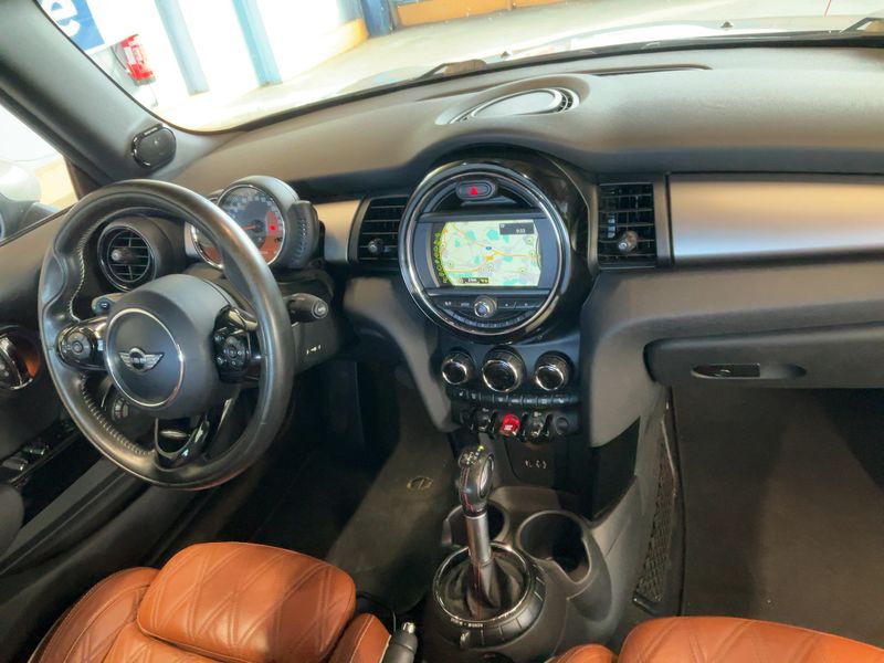MINI Cabrio Cooper S — zdjęcie 12