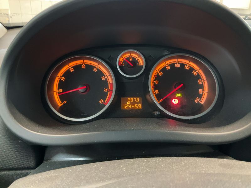 Opel Corsa 1.4 Enjoy — zdjęcie 4