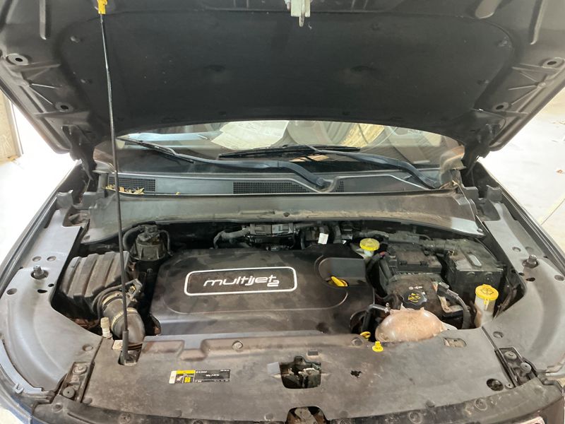 Jeep Compass 2.0 M-Jet Opening Edition 4WD — zdjęcie 38