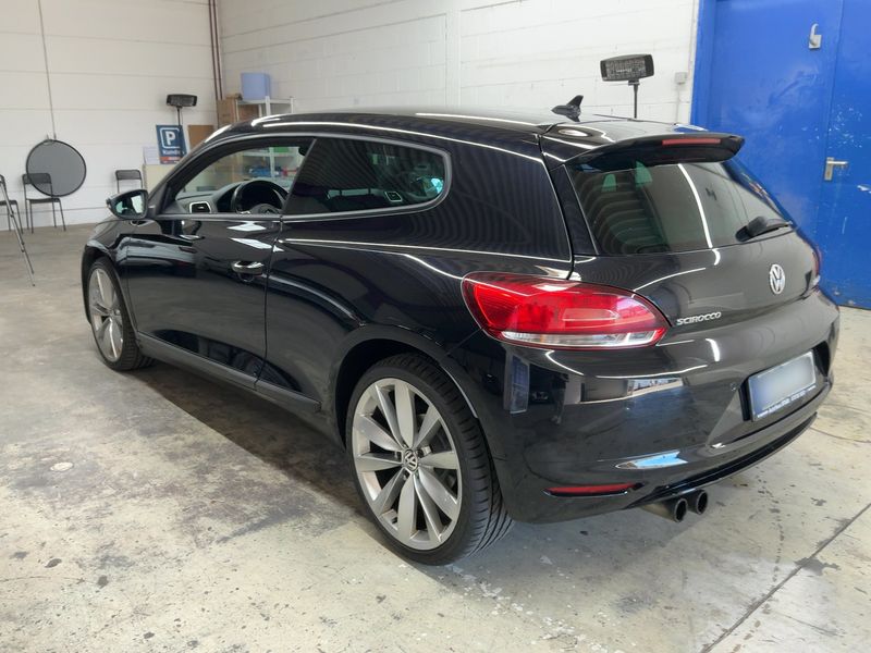 Volkswagen Scirocco 2.0 TSI — zdjęcie 3
