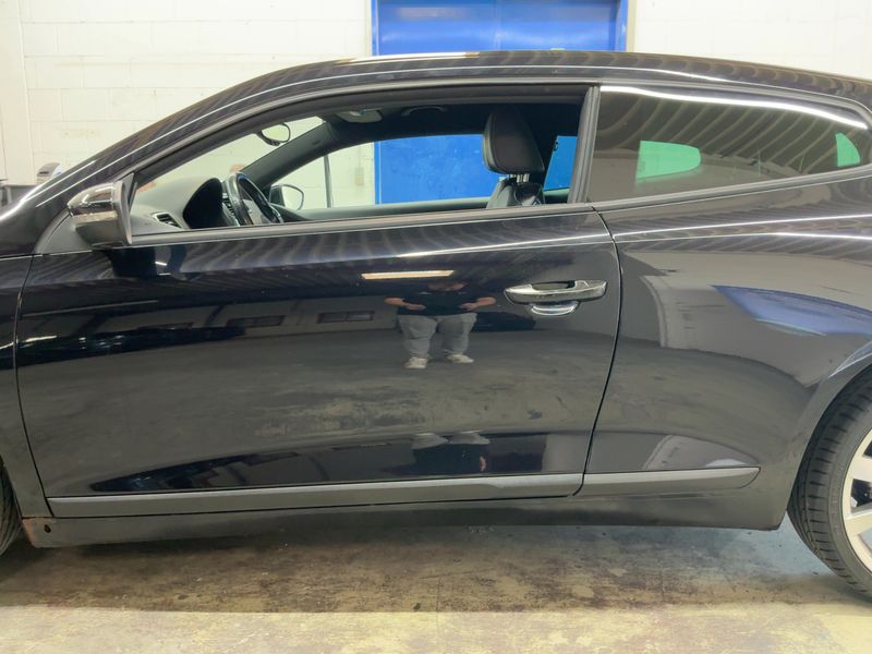 Volkswagen Scirocco 2.0 TSI — zdjęcie 4