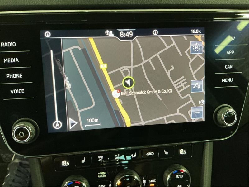 Skoda Superb 2.0 TDI Ambition — zdjęcie 13