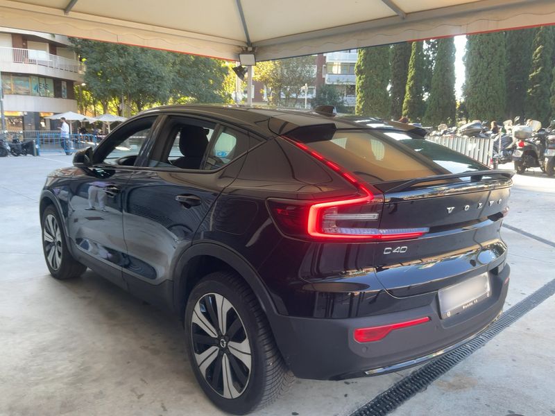 Volvo C40 Recharge 170 kW Core 2WD — zdjęcie 3