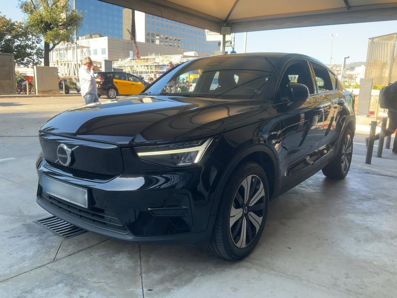 Volvo C40 Recharge 170 kW Core 2WD — zdjęcie 1