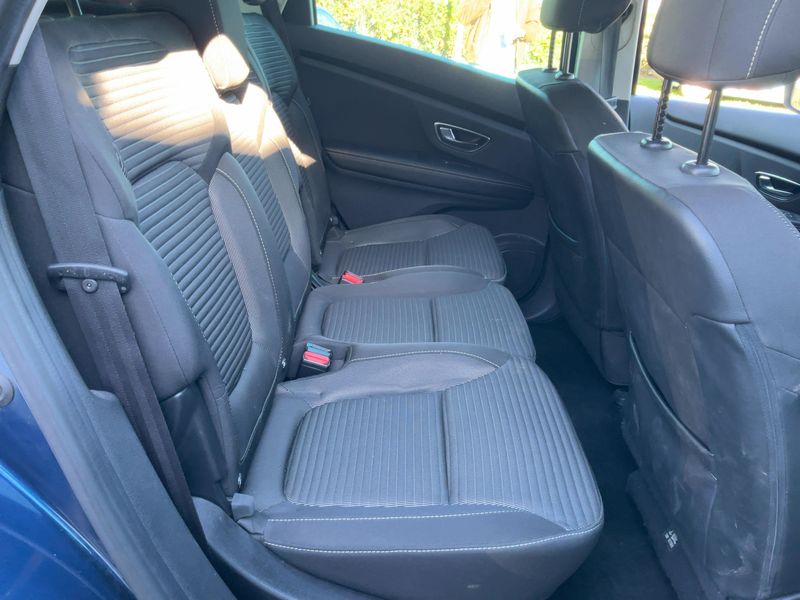 Renault Scenic 1.7 BLUE dCi Business Edition — zdjęcie 14