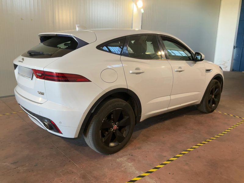 Jaguar E-Pace D150 R-Dynamic S AWD — zdjęcie 6