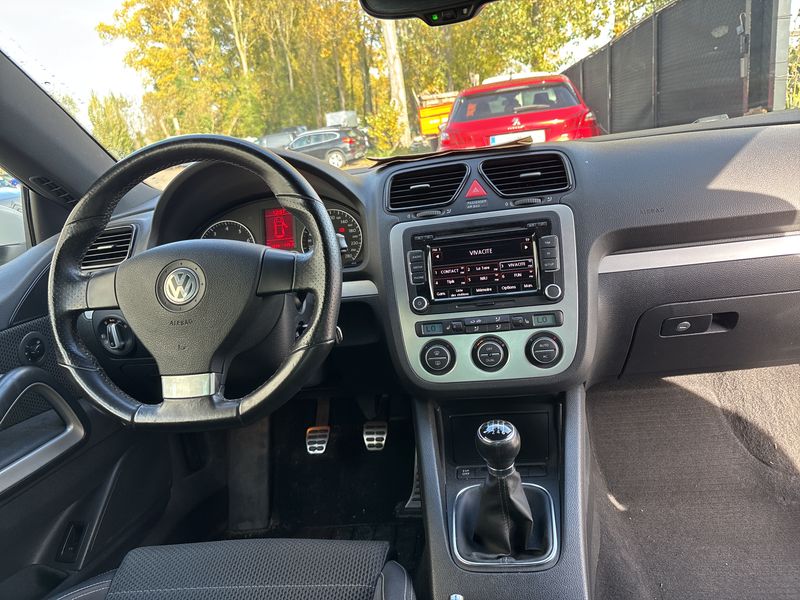 Volkswagen Scirocco 1.4 TSI — zdjęcie 11