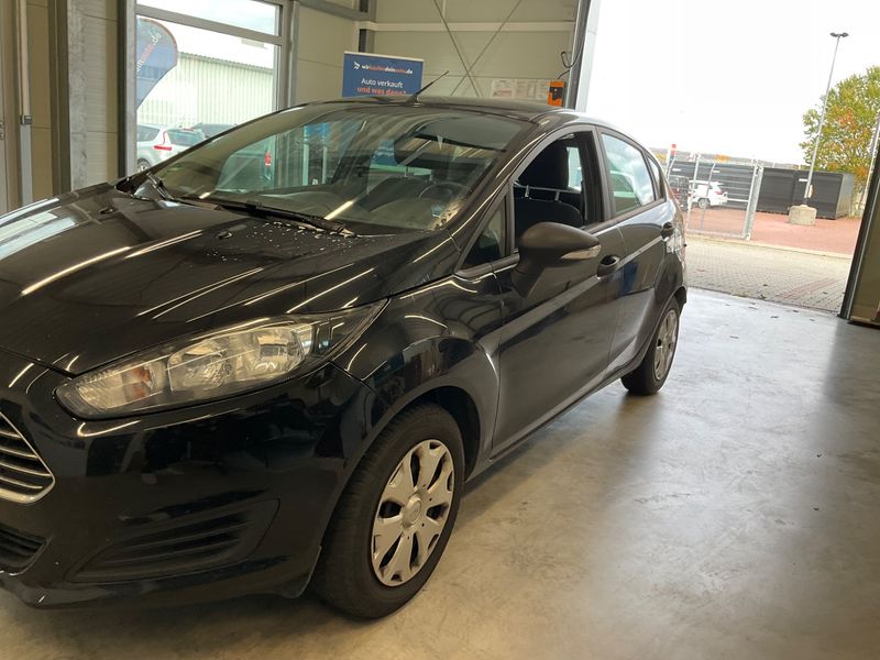 Ford Fiesta 1.25 Ambiente — zdjęcie 1