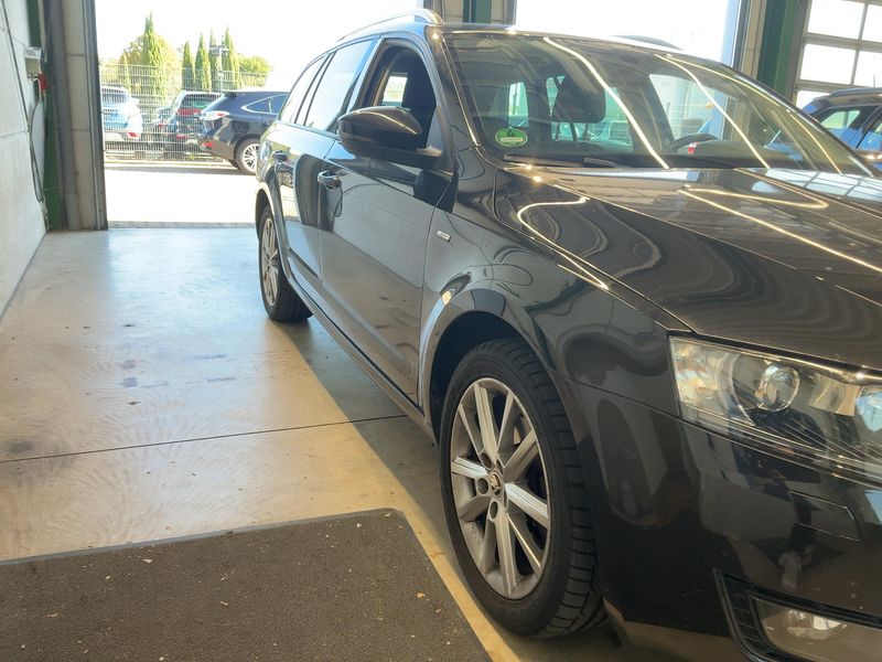 Skoda Octavia 2.0 TDI Joy — zdjęcie 8