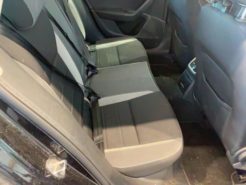 Skoda Octavia 2.0 TDI Joy — zdjęcie 14