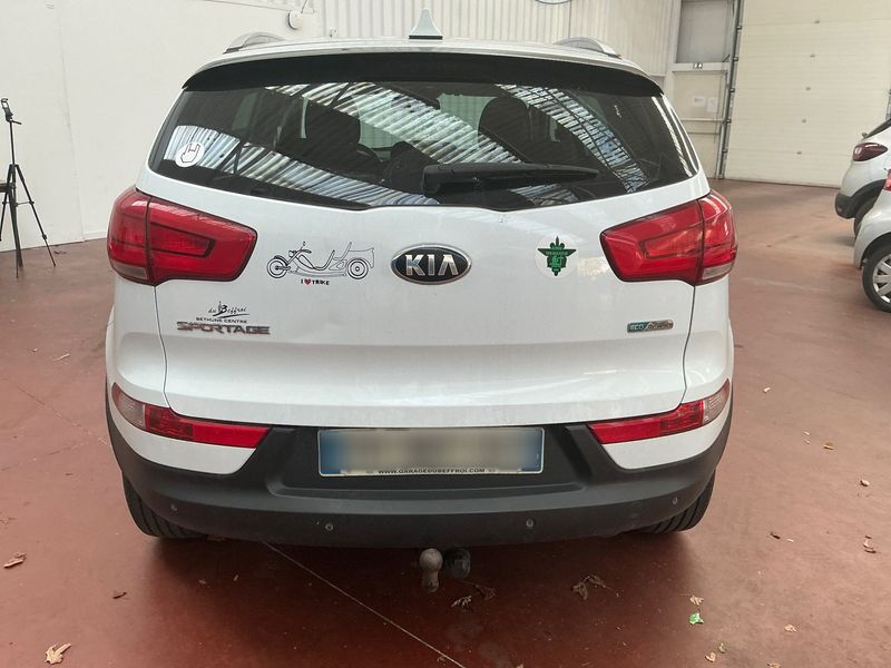 Kia Sportage 1.7 CRDi Active 2WD — zdjęcie 5