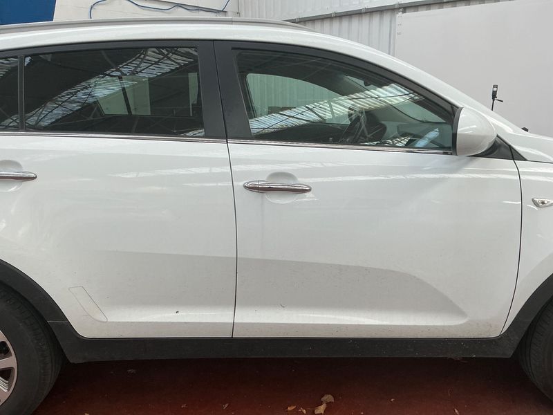 Kia Sportage 1.7 CRDi Active 2WD — zdjęcie 7