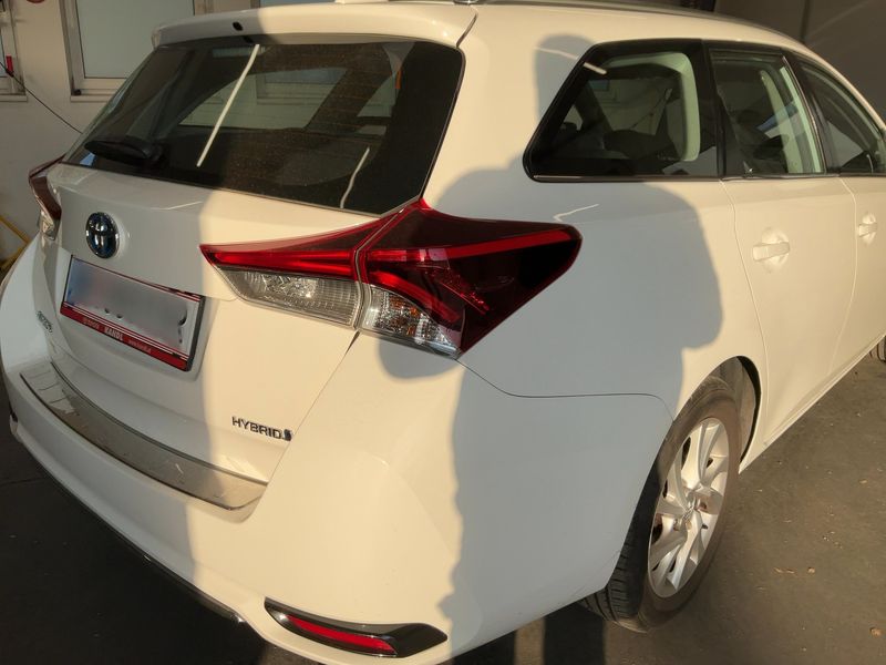 Toyota Auris Touring Sports 1.8 Hybrid Active — zdjęcie 6