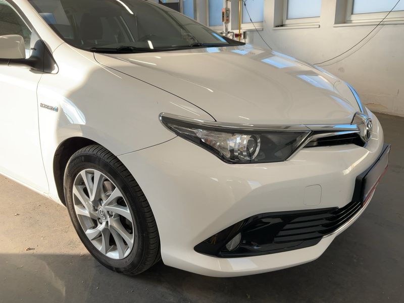 Toyota Auris Touring Sports 1.8 Hybrid Active — zdjęcie 8