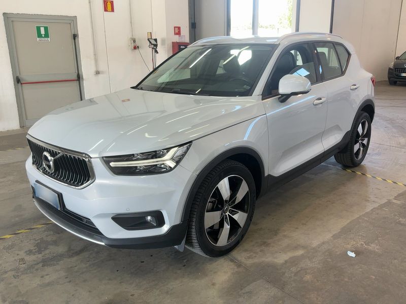 Volvo XC40 2.0 D4 Business Plus AWD