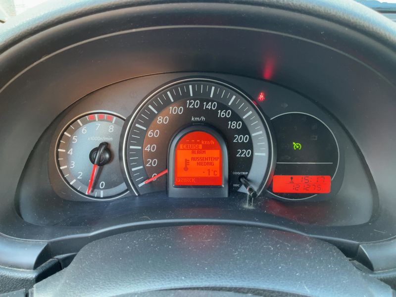 Nissan Micra 1.2 N-Tec — zdjęcie 13
