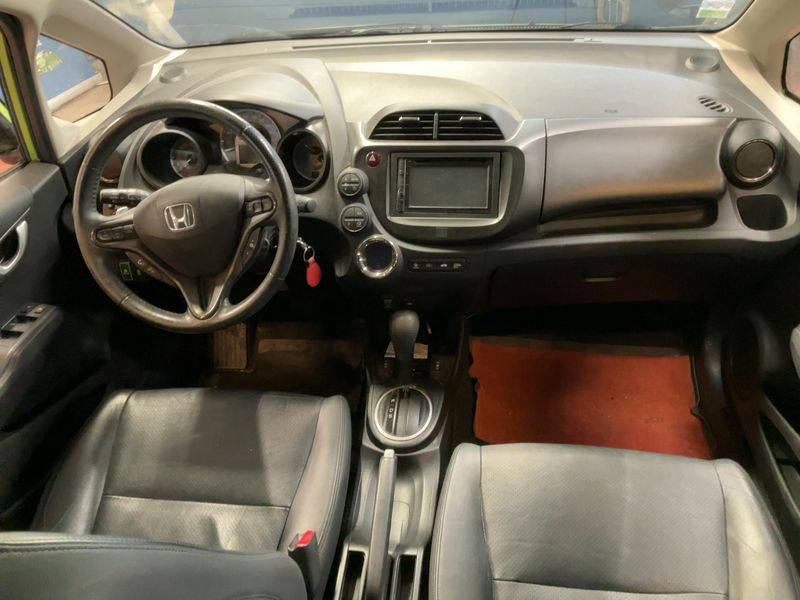 Honda Jazz 1.3 Hybrid Exclusive — zdjęcie 12