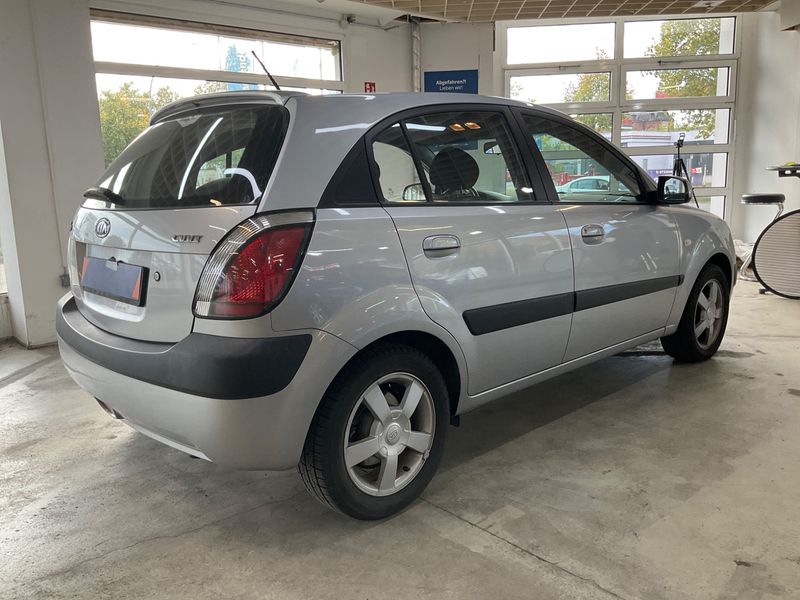 Kia Rio 1.6 EX Top — zdjęcie 2