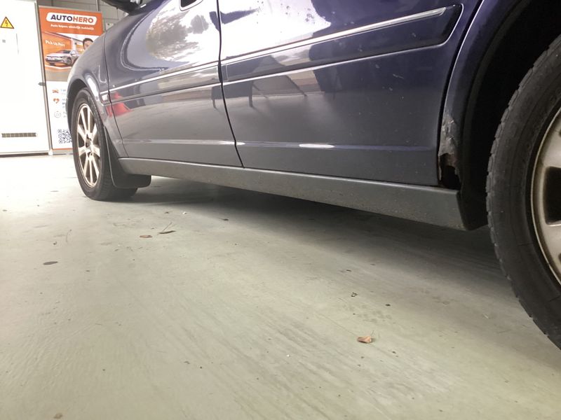 Volvo S80 2.5 T Momentum — zdjęcie 10