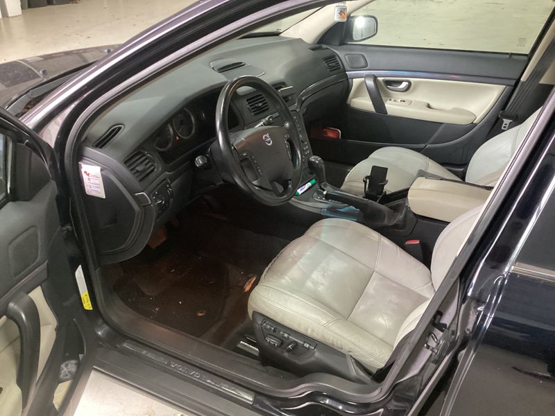 Volvo S80 2.5 T Momentum — zdjęcie 3