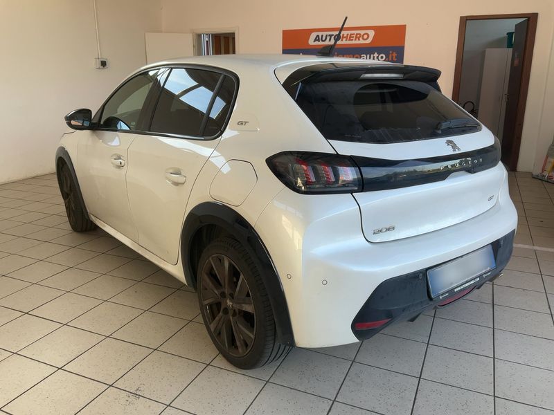 Peugeot 208 1.2 PureTech GT Pack — zdjęcie 3