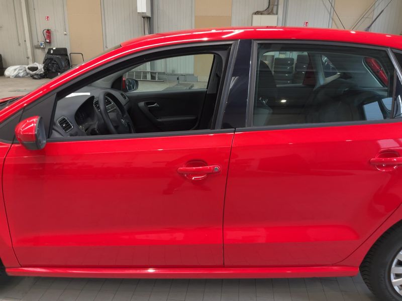 Volkswagen Polo 1.4 FSI Comfortline — zdjęcie 4