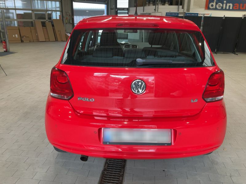Volkswagen Polo 1.4 FSI Comfortline — zdjęcie 5